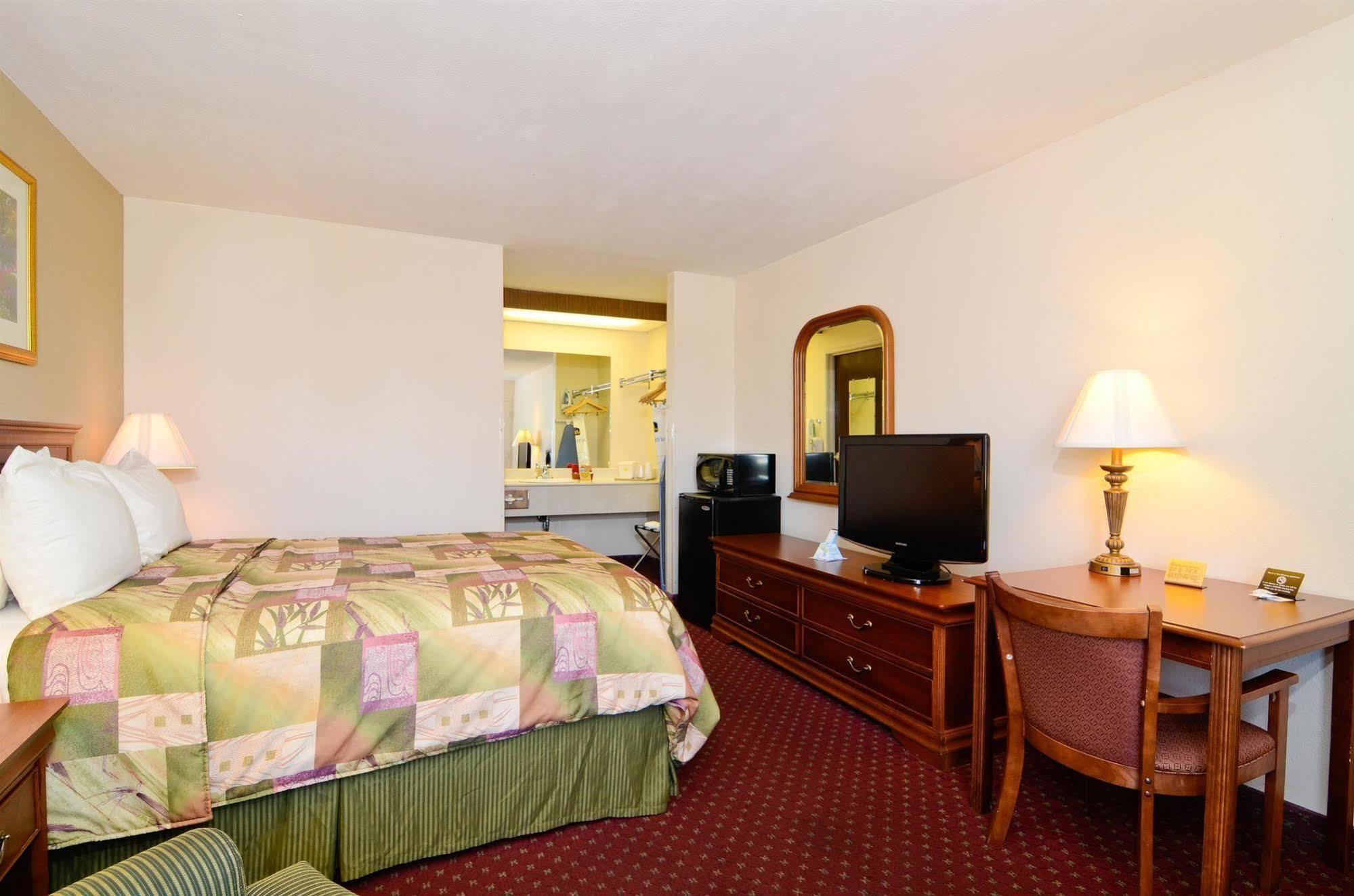 Hotel Super 8 By Wyndham Mcgehee Pokoj fotografie