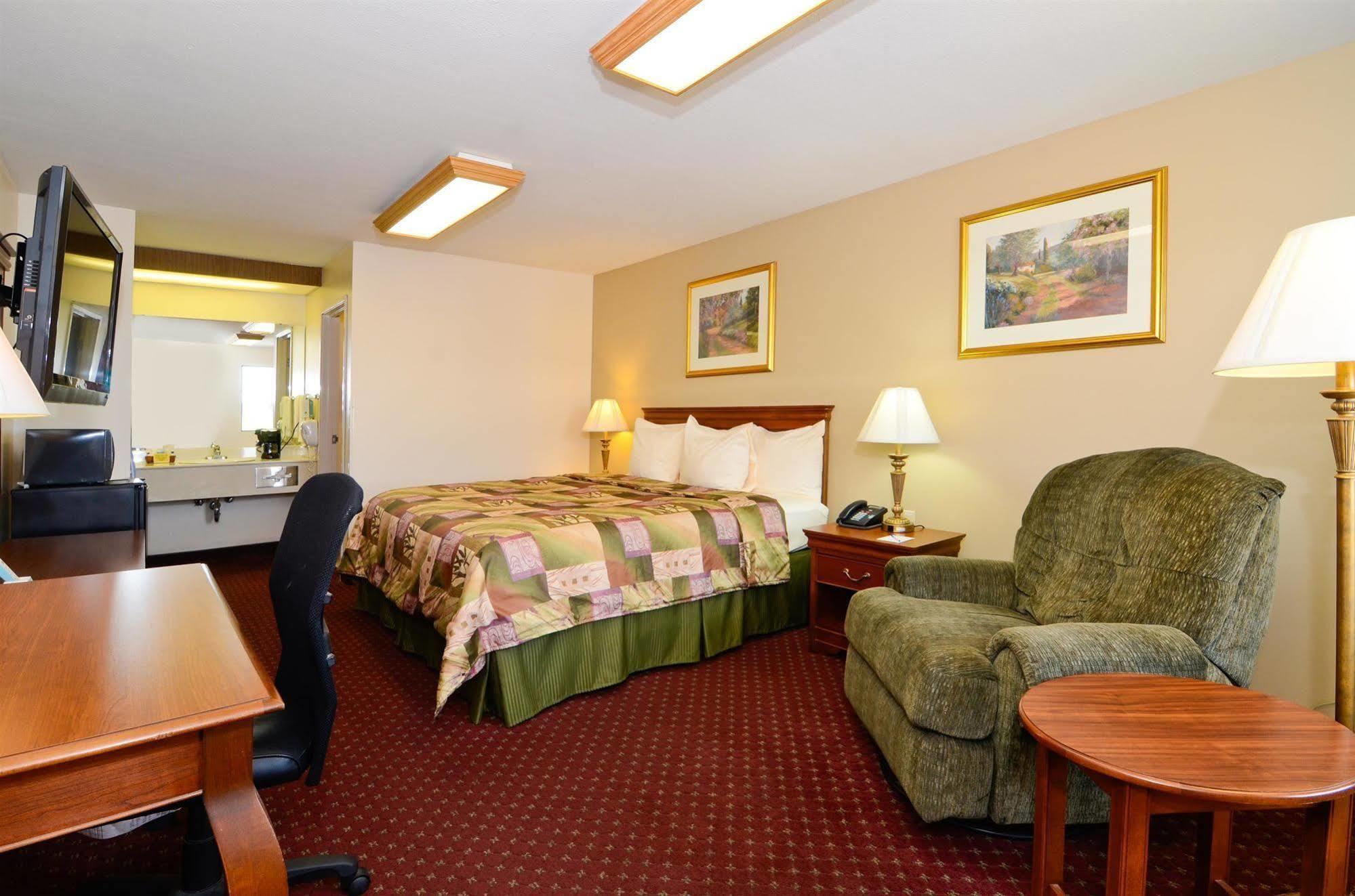 Hotel Super 8 By Wyndham Mcgehee Pokoj fotografie